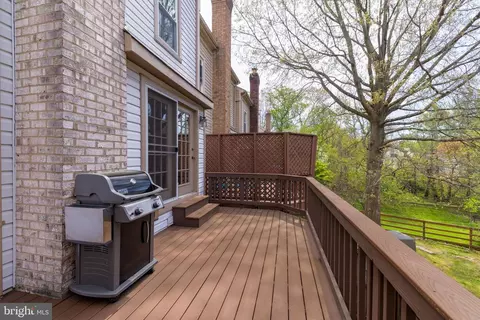 Exterior - 7204 Tanworth Dr, Springfield, VA 22152 photo 3 of 7