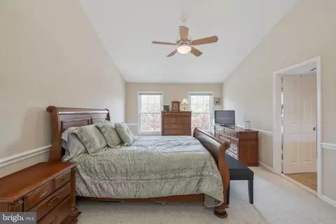 Bedroom - 7204 Tanworth Dr, Springfield, VA 22152 photo 2 of 5