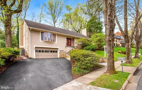 Exterior - 1460 Highwood Dr, Mclean, VA 22101 photo 10 of 10