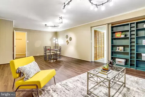 Living - 1460 Highwood Dr, Mclean, VA 22101 photo 9 of 9