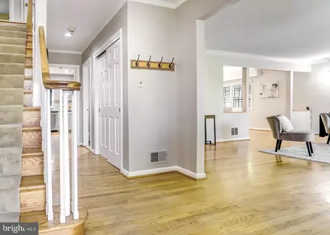 Entry Way - 1460 Highwood Dr, Mclean, VA 22101 photo 1 of 2