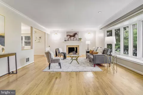 Living - 1460 Highwood Dr, Mclean, VA 22101 photo 1 of 9