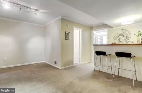 Kitchen - 1460 Highwood Dr, Mclean, VA 22101 photo 11 of 11
