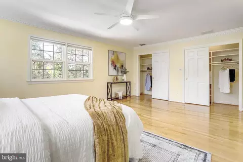 Bedroom - 1460 Highwood Dr, Mclean, VA 22101 photo 2 of 4