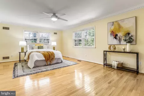 Bedroom - 1460 Highwood Dr, Mclean, VA 22101 photo 1 of 4