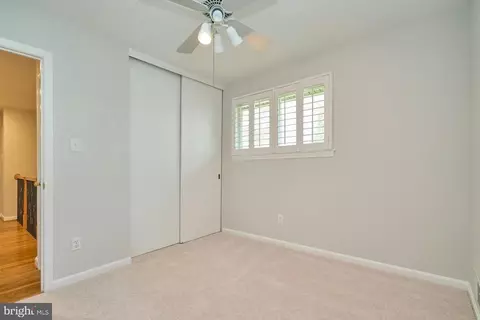 Bedroom - 8709 Victoria Rd, Springfield, VA 22151 photo 4 of 4