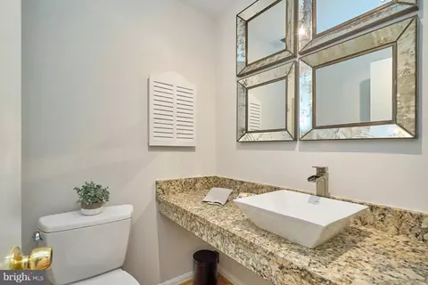 Bath - 8709 Victoria Rd, Springfield, VA 22151 photo 1 of 3