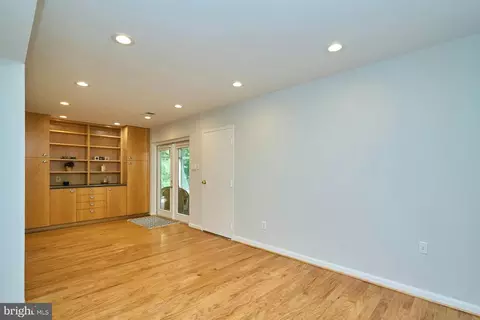 Living - 8709 Victoria Rd, Springfield, VA 22151 photo 1 of 1