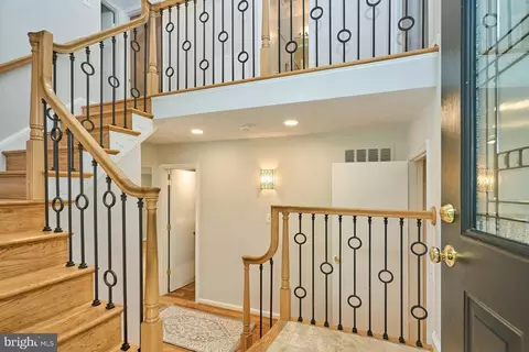 Entry Way - 8709 Victoria Rd, Springfield, VA 22151 photo 1 of 3