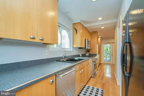 Kitchen - 8709 Victoria Rd, Springfield, VA 22151 photo 2 of 2