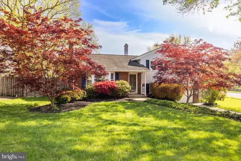 7515 Nottoway Pl, Springfield, VA 22150