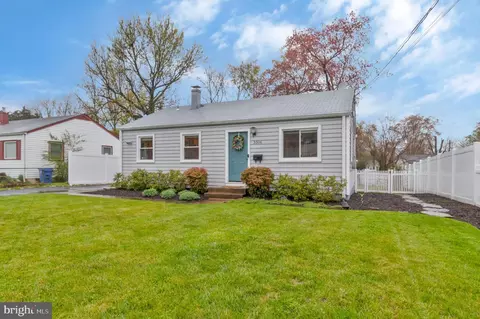 3306 Dona Ave, Alexandria, VA 22303