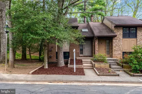 2011 Headlands Cir, Reston, VA 20191 photo 1