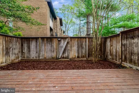 2011 Headlands Cir, Reston, VA 20191 photo 20