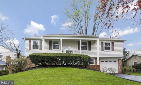 4363 Majestic Ln, Fairfax, VA 22033