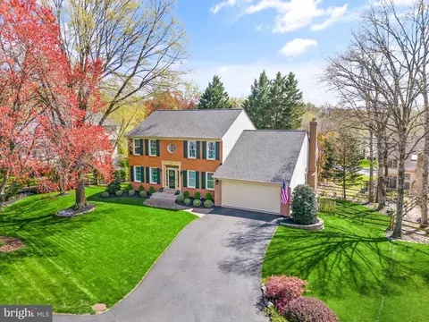 6429 Springhouse Cir, Clifton, VA 20124