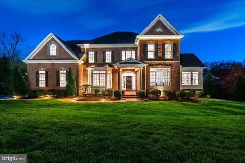 11719 Shaker Knolls Ct, Herndon, VA 20170