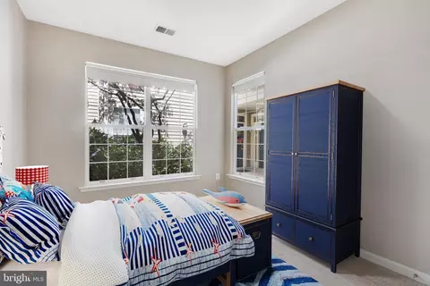Bedroom - 11405 P Windleaf Ct #28, Reston, VA 20194 photo 2 of 4