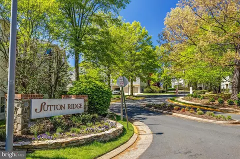 View/Area - 11405 P Windleaf Ct #28, Reston, VA 20194 photo 4 of 5