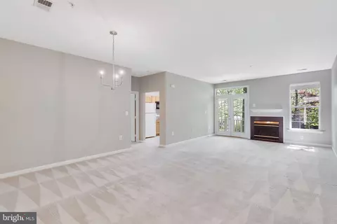 Living - 11405 P Windleaf Ct #28, Reston, VA 20194 photo 2 of 2