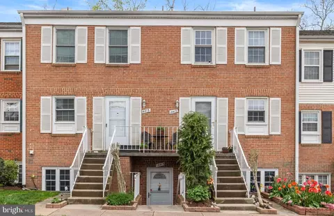 14415 Golden Oak Ct, Centreville, VA 20121