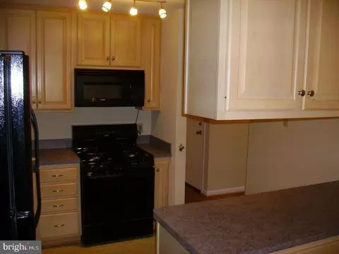 Kitchen - 6807 Bluefield Ct, Springfield, VA 22152 photo 1 of 2