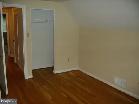 Bedroom - 6807 Bluefield Ct, Springfield, VA 22152 photo 2 of 2