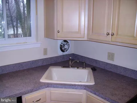 Other - 6807 Bluefield Ct, Springfield, VA 22152 photo 3 of 14