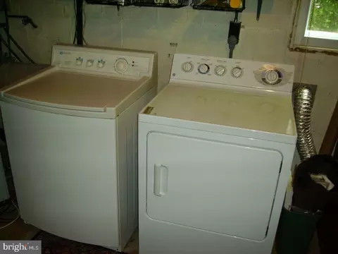 Other - 6807 Bluefield Ct, Springfield, VA 22152 photo 12 of 14