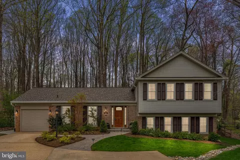 9414 Wallingford Dr, Burke, VA 22015
