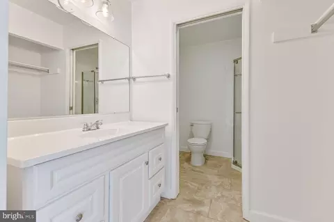 Bath - 6026 Timber Hollow Ln, Springfield, VA 22152 photo 3 of 3