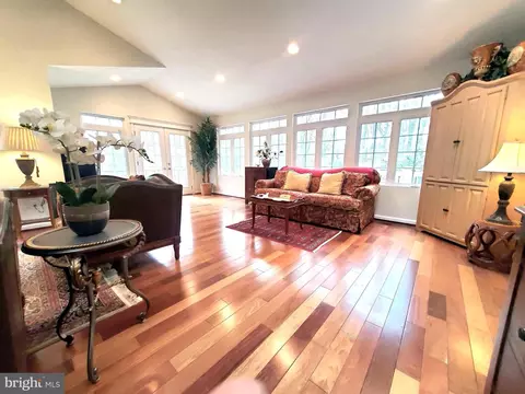 Living - 7713 Crossover Dr, Mclean, VA 22102 photo 3 of 9