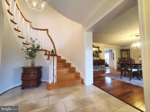 Entry Way - 7713 Crossover Dr, Mclean, VA 22102 photo 2 of 10