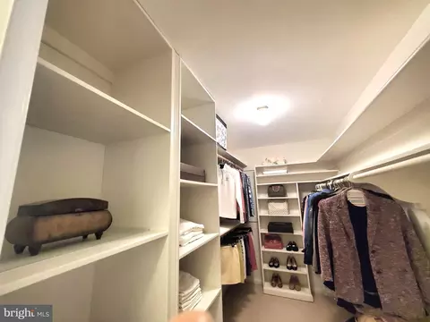 Other - 7713 Crossover Dr, Mclean, VA 22102 photo 2 of 7