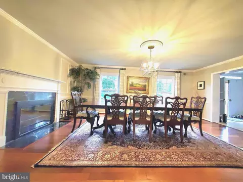 Dining - 7713 Crossover Dr, Mclean, VA 22102 photo 2 of 5