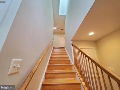 Entry Way - 7713 Crossover Dr, Mclean, VA 22102 photo 9 of 10