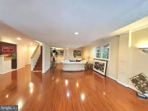 Living - 7713 Crossover Dr, Mclean, VA 22102 photo 8 of 9
