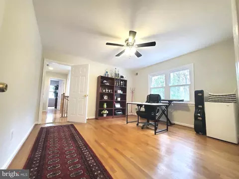 Other - 7713 Crossover Dr, Mclean, VA 22102 photo 4 of 7