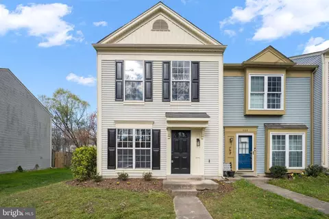 7124 Tolliver St, Alexandria, VA 22306