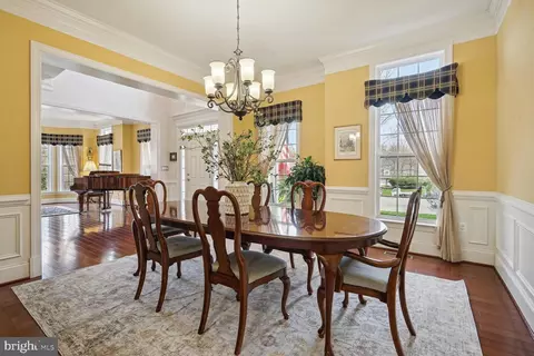 Dining - 9214 Marovelli Forest Dr, Lorton, VA 22079 photo 1 of 4