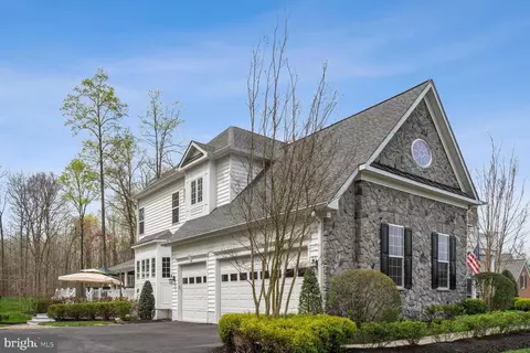 Exterior - 9214 Marovelli Forest Dr, Lorton, VA 22079 photo 2 of 17