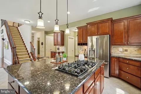 Kitchen - 9214 Marovelli Forest Dr, Lorton, VA 22079 photo 5 of 6