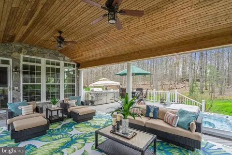 Exterior - 9214 Marovelli Forest Dr, Lorton, VA 22079 photo 8 of 17