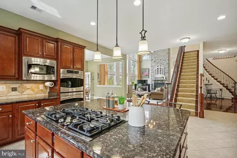 Kitchen - 9214 Marovelli Forest Dr, Lorton, VA 22079 photo 4 of 6