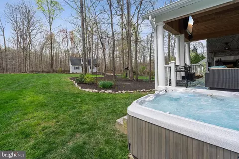 Exterior - 9214 Marovelli Forest Dr, Lorton, VA 22079 photo 16 of 17