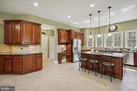 Kitchen - 9214 Marovelli Forest Dr, Lorton, VA 22079 photo 2 of 6