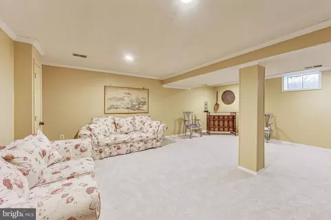 Bedroom - 7399 Shady Palm Dr, Springfield, VA 22153 photo 14 of 15