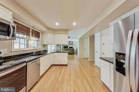 Kitchen - 7399 Shady Palm Dr, Springfield, VA 22153 photo 1 of 3