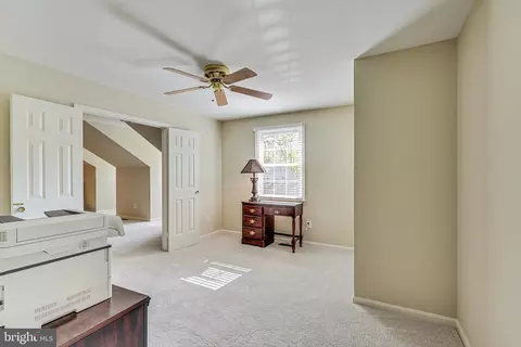 Bedroom - 7399 Shady Palm Dr, Springfield, VA 22153 photo 6 of 15