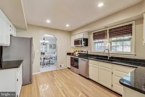 Kitchen - 7399 Shady Palm Dr, Springfield, VA 22153 photo 3 of 3
